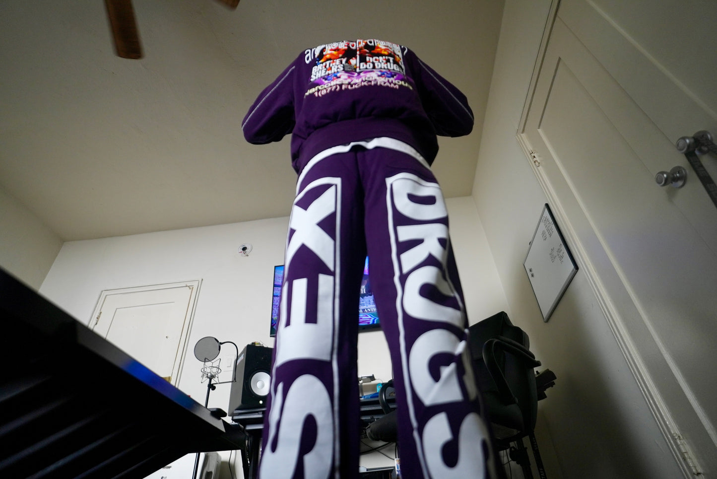 FNF SEX & DRUGS SWEATPANTS